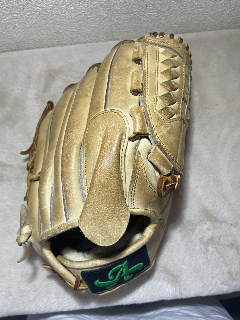 野球　硬式グローブ