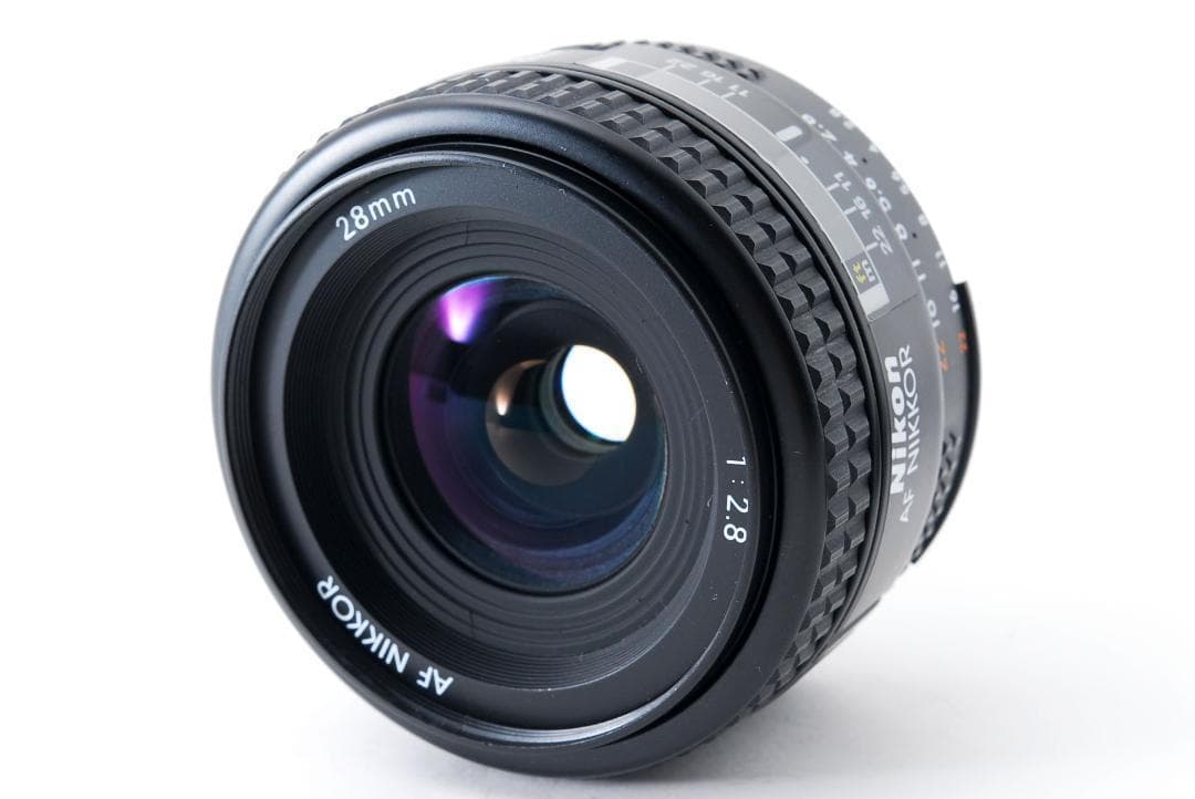 Nikon AF NIKKOR 28mm F2.8 広角単焦点レンズ