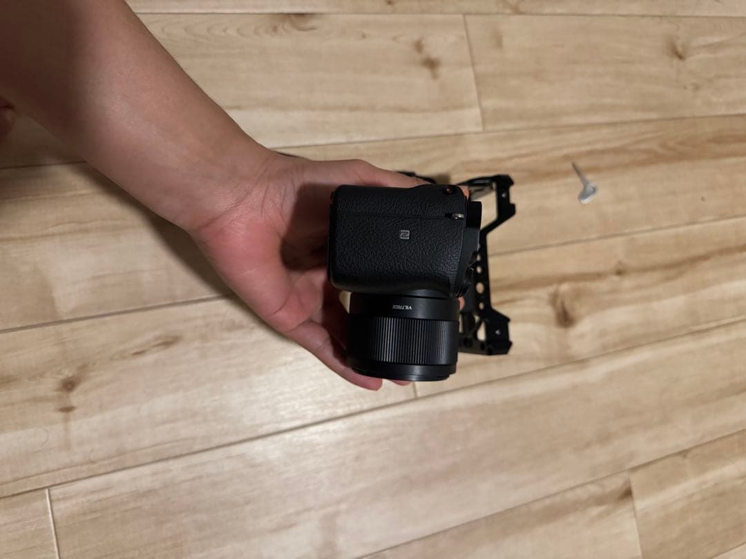 価格を値下げしました。 SONY α6400 ミラーレスカメラ レンズ3本付き