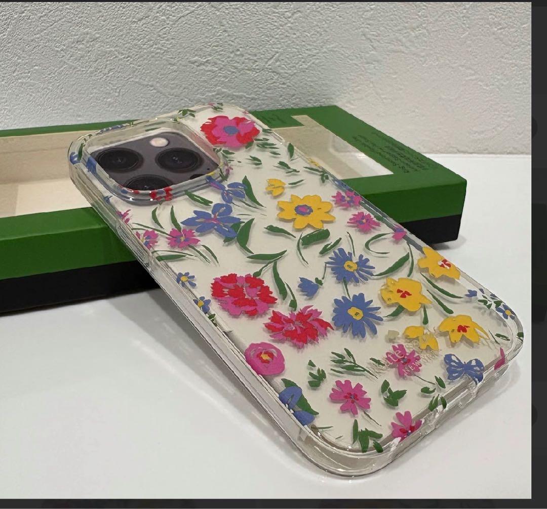 KATE SPADE iPhone14Proスマホリング付属 クリームマルチ1