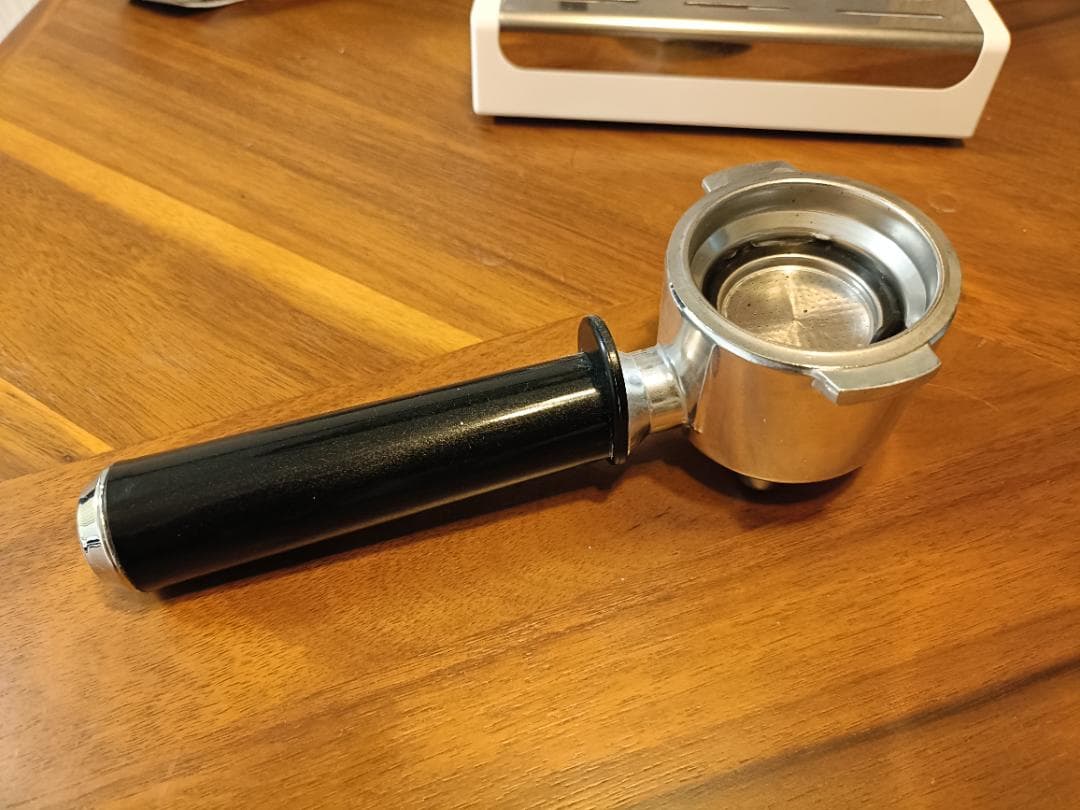 【****ゆ】デロンギ ECP3220J-W ホワイト