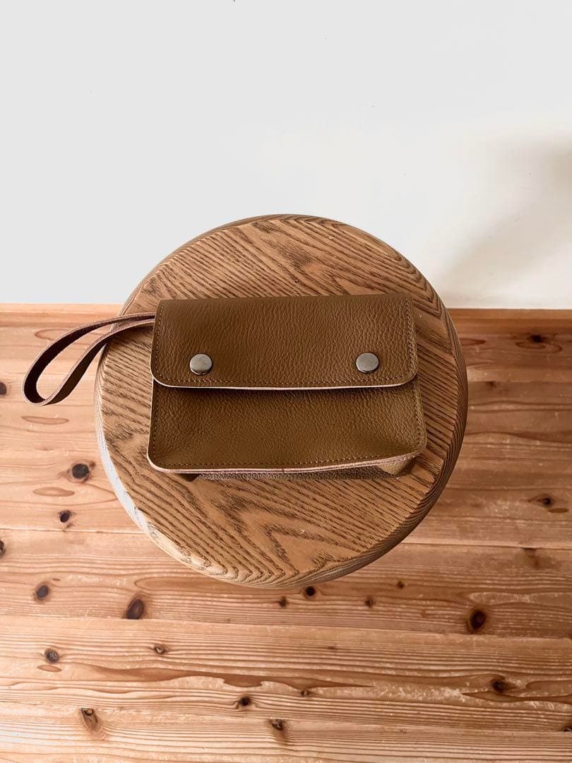 2024 代官山店限定 マーガレットハウエルレザーショルダーバッグ 2.4万