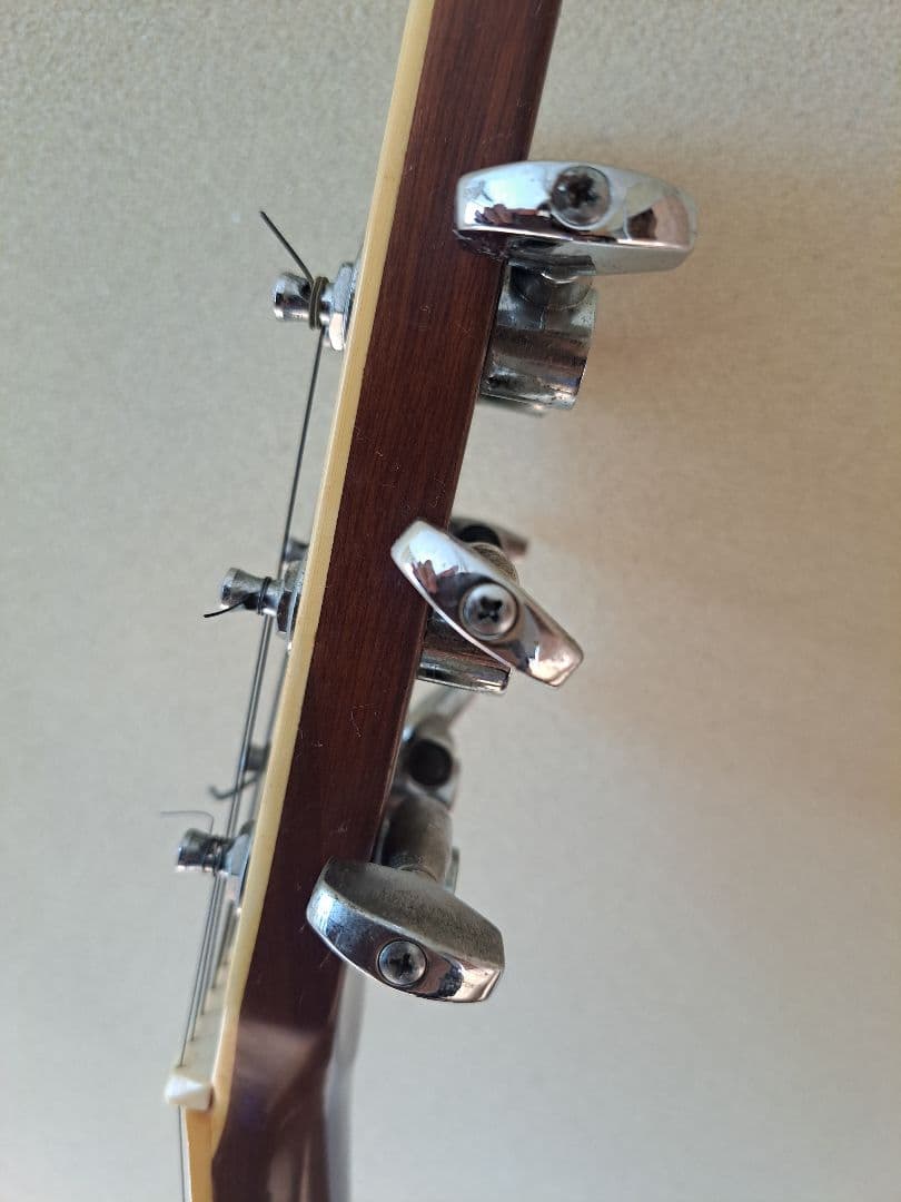 ま*ち様 YAMAKI 縦ロゴ　アコースティックギター