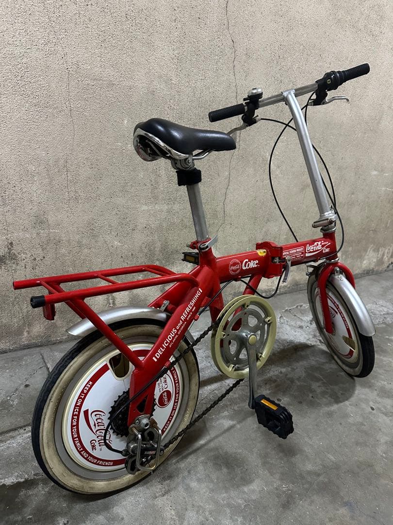 コカ・コーラ 折りたたみ自転車　6段ギア　ホイールカバー付き 16インチ