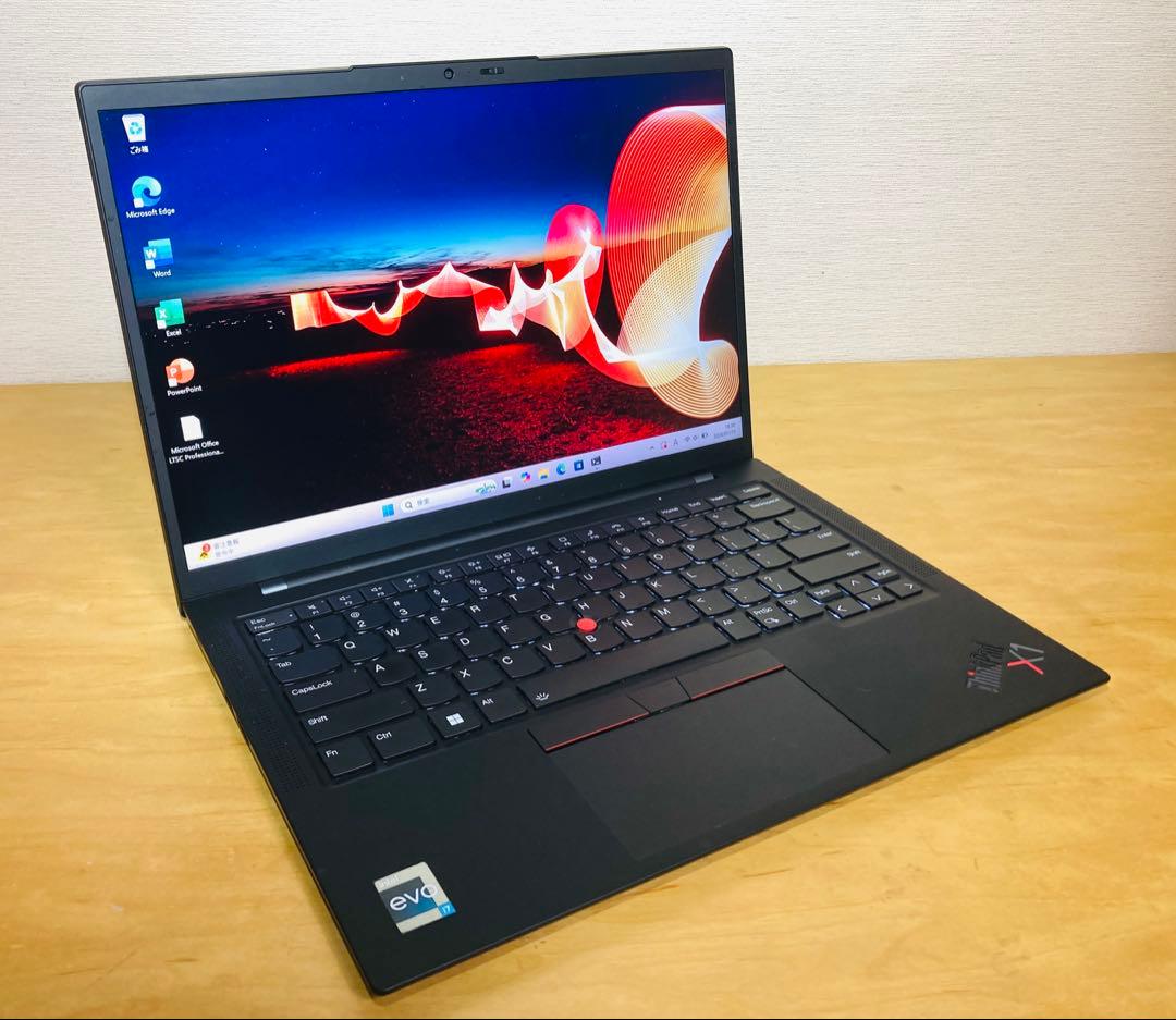 ThinkPad X1 Carbon Gen10/メモリ16GB/office付
