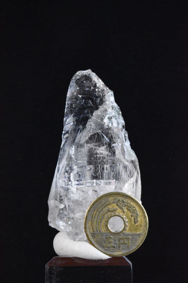 パキスタン スカルドゥ産 トレモライトインクォーツ