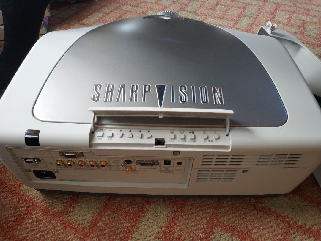 シャープ　シアタープロジェクター　XV-Z9000　動作未確認