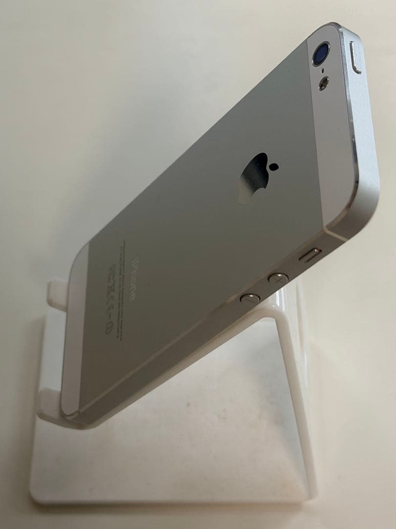 【超極美品】iPhone５シルバー32GB iOS 10.3.1コレクション級