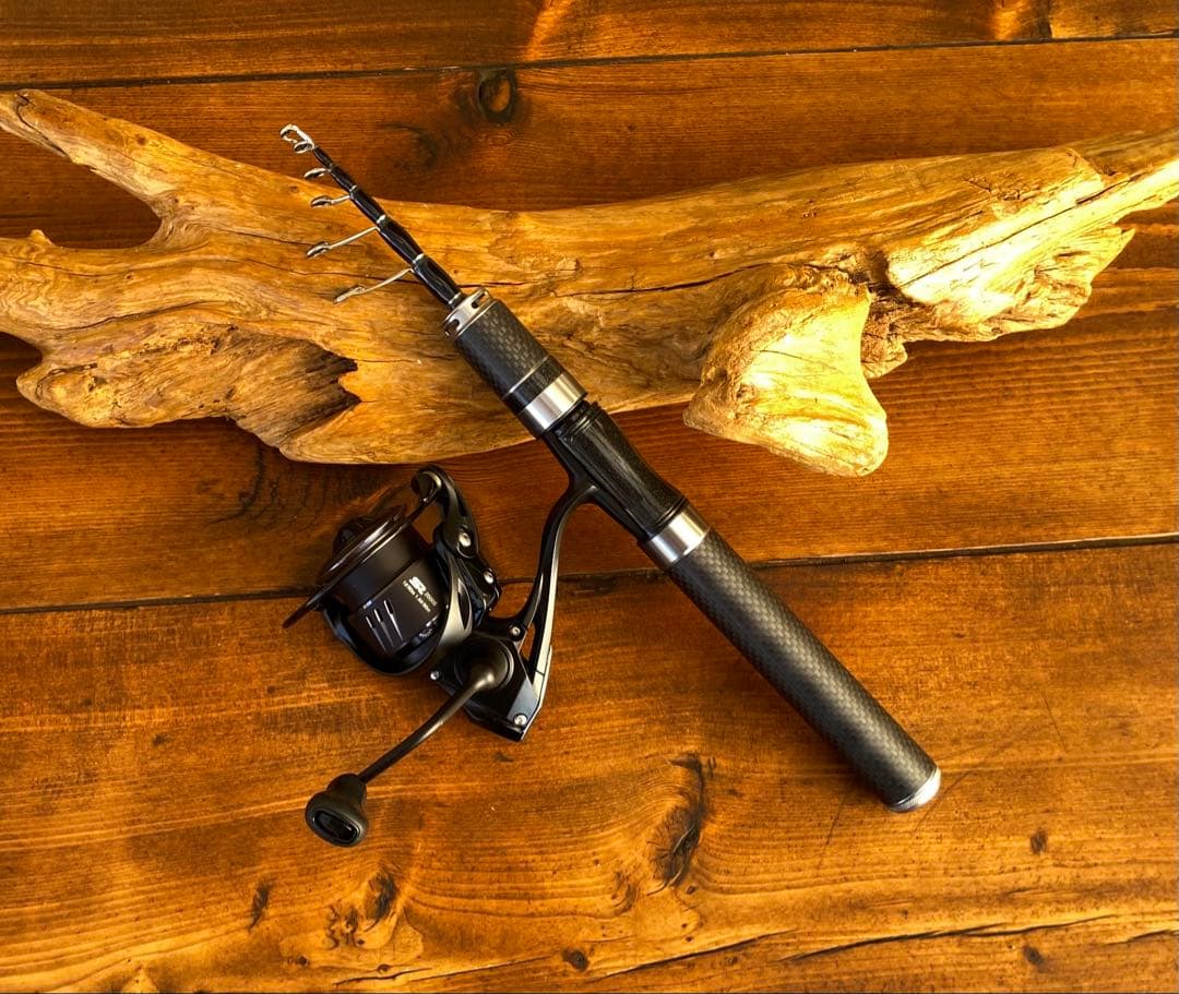 トラウトセット　トラウトロッド　5ft 渓流釣り　超軽量　カーボンロッド　リール