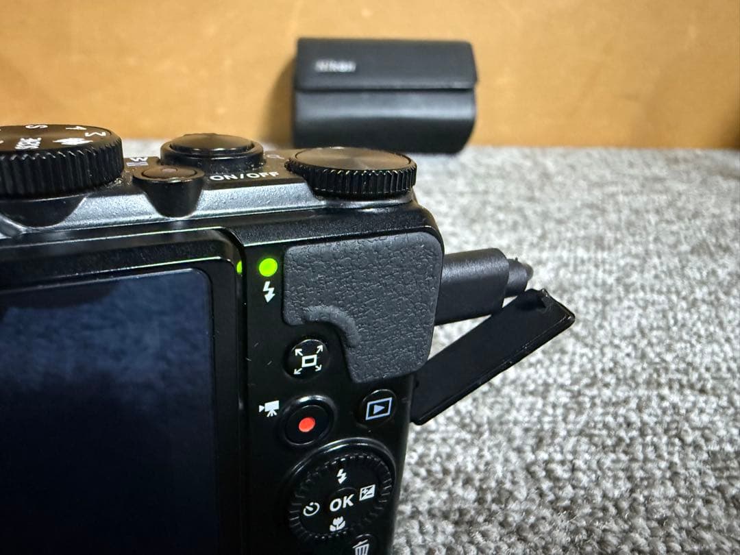 断*離様 Nikon cool pix A900 本体