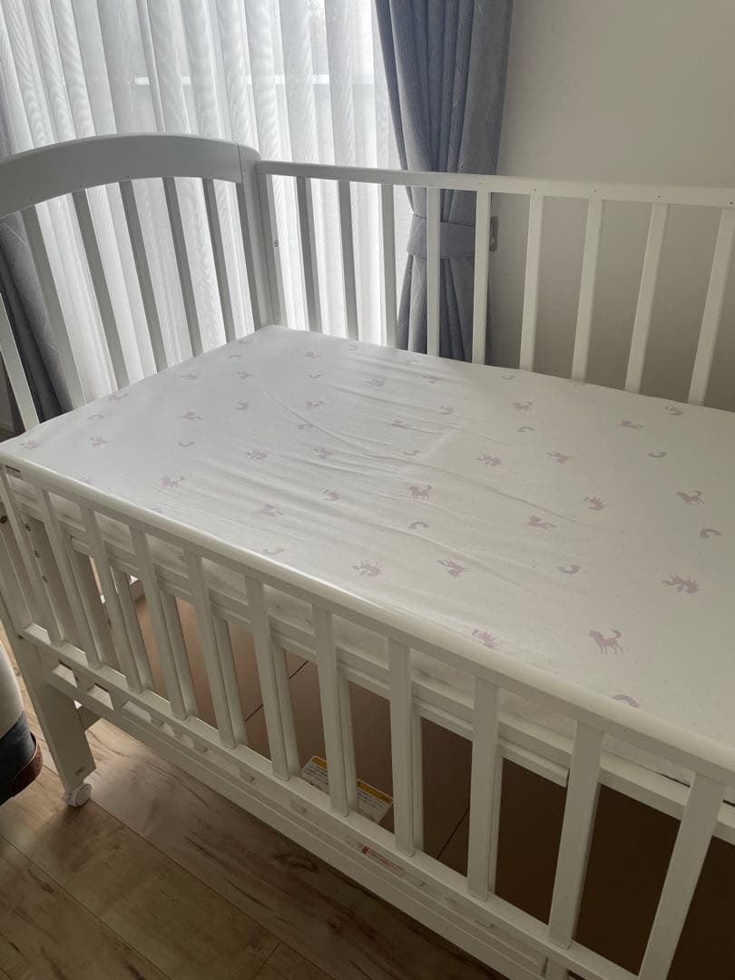 ベビーベッド、敷布団、敷布団カバーセット