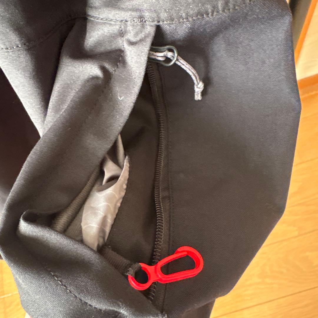 686 SIX スノーボードウェア ブラック 限定80着