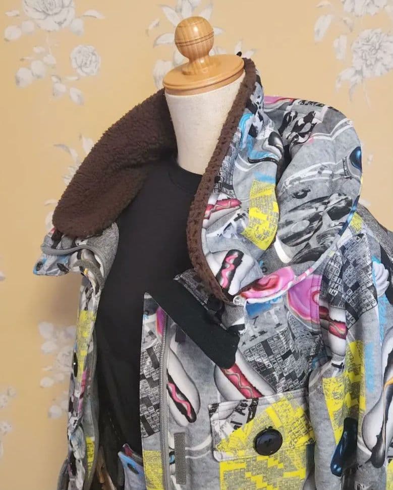 美品！　TRANSCOOT スキーウェア 上下セット　マルチカラー サイズ9