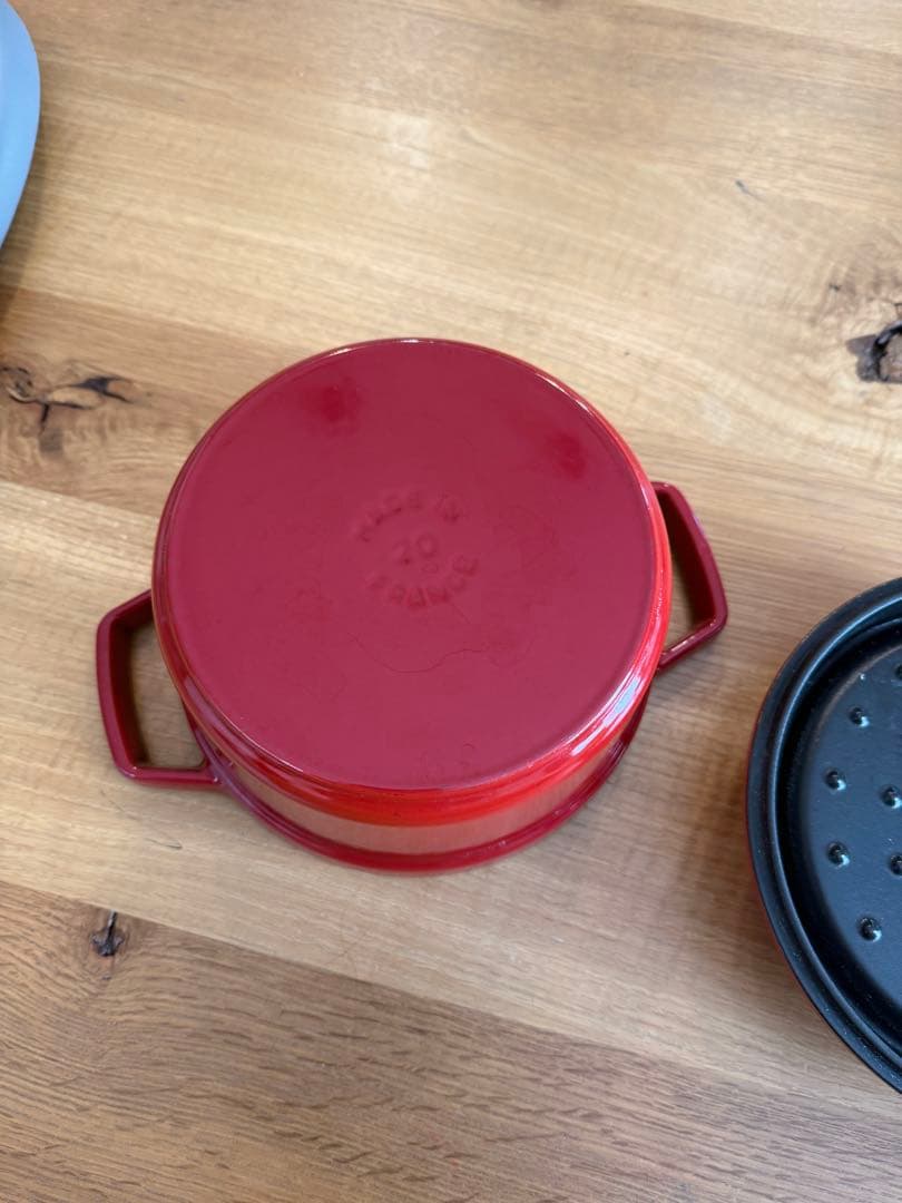 staub ストウブ ピコ・ココット ラウンド 20cm レッド