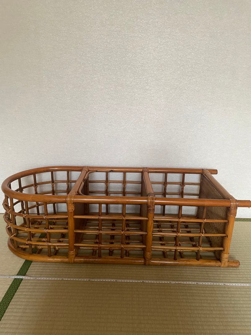 美品　ラタン製アーチ型3段ウッドラック　本棚　飾り棚　3段　ディスプレイラック