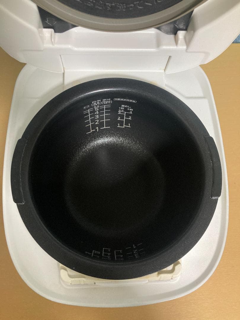 ★タイガー JPC-10NJ 圧力IH炊飯器 5.5合炊き 2018年製 ★