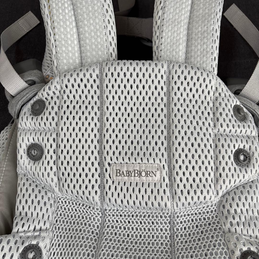 【美品】ベビービョルン　抱っこ紐ハーモニー