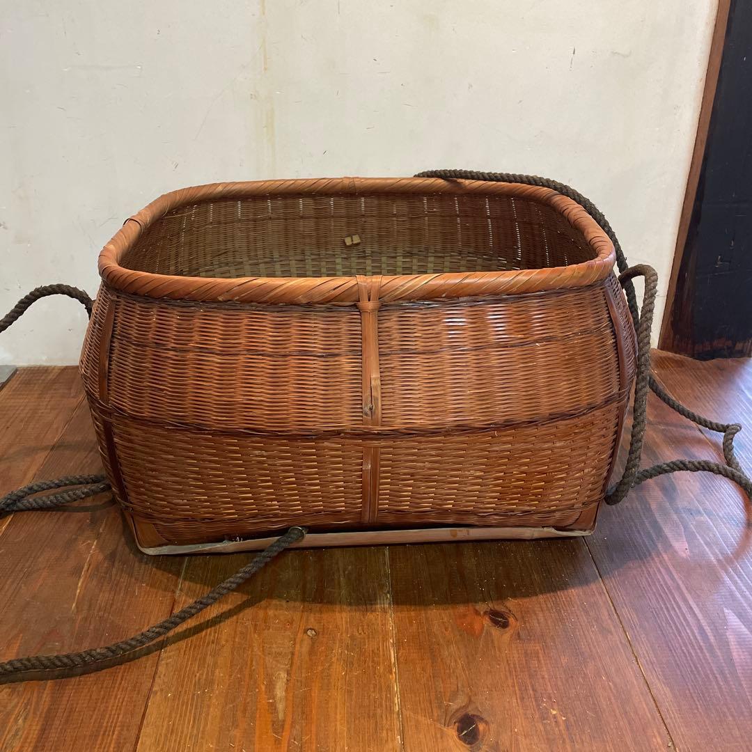 美品　レトロ　竹籠　バスケット　編み籠　収納　かご　大きいサイズ　インテリアに