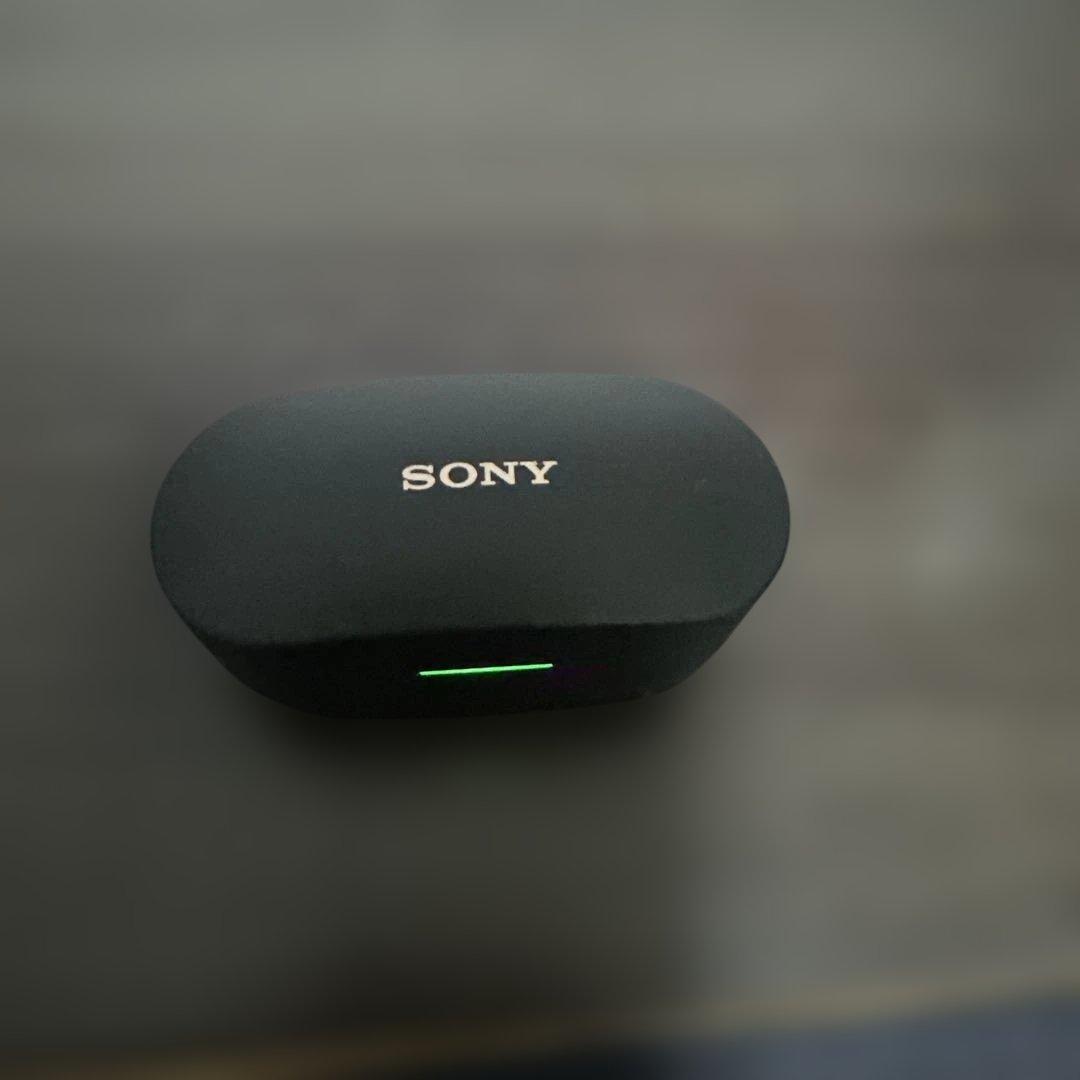 SONY ワイヤレスイヤホン　wf-1000xm4 充電ケース付き ブラック