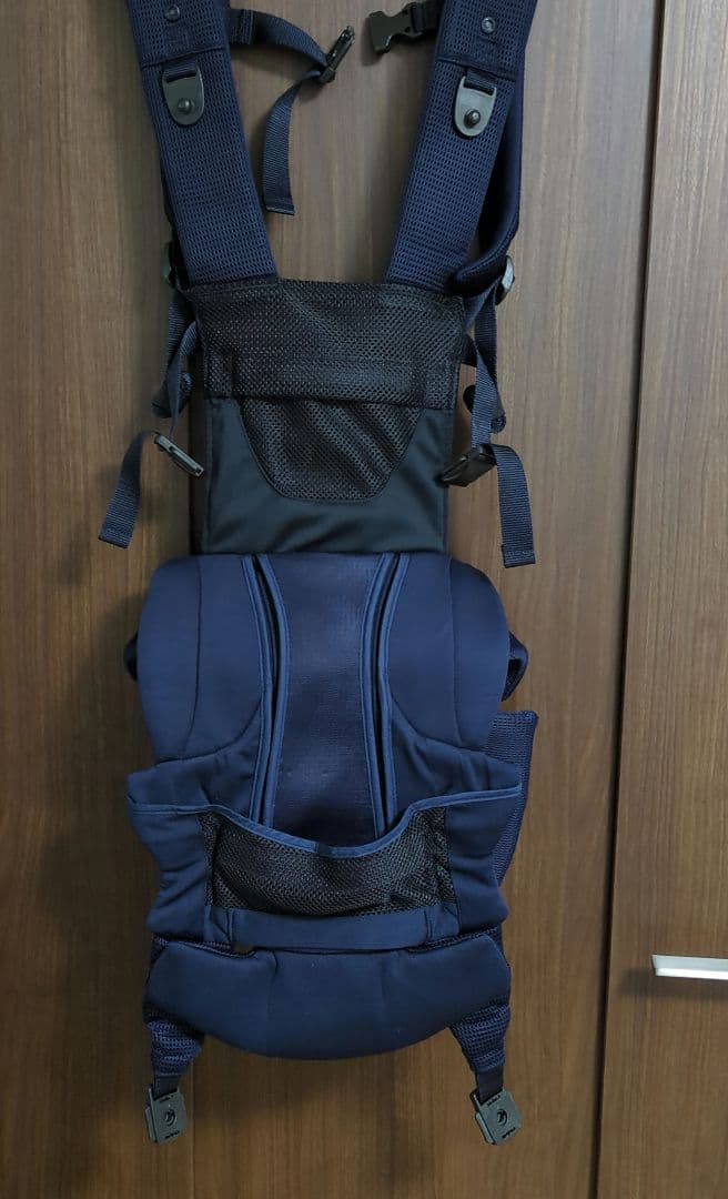 nn.　アプリカ ラクリス 抱っこ紐 ネイビー メッシュ