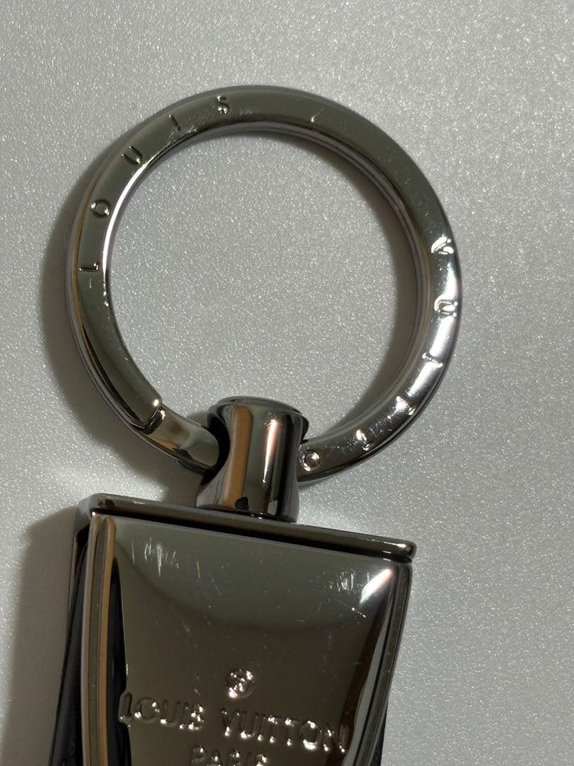 【極美品】ルイヴィトン ダミエアンフィニ M65051 キーホルダー
