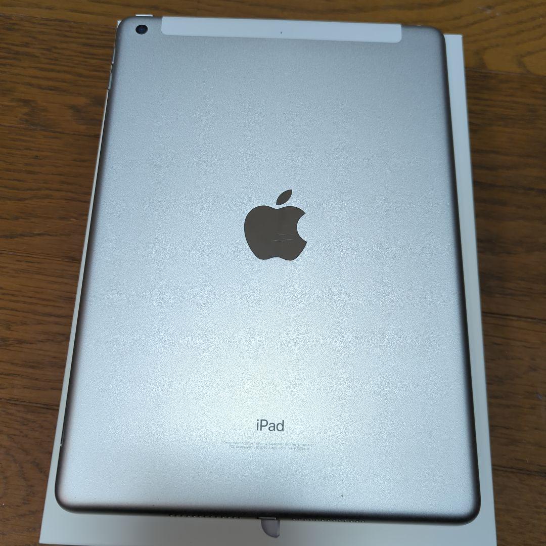 Apple iPad 第5世代 Cellularモデル シルバー 本体