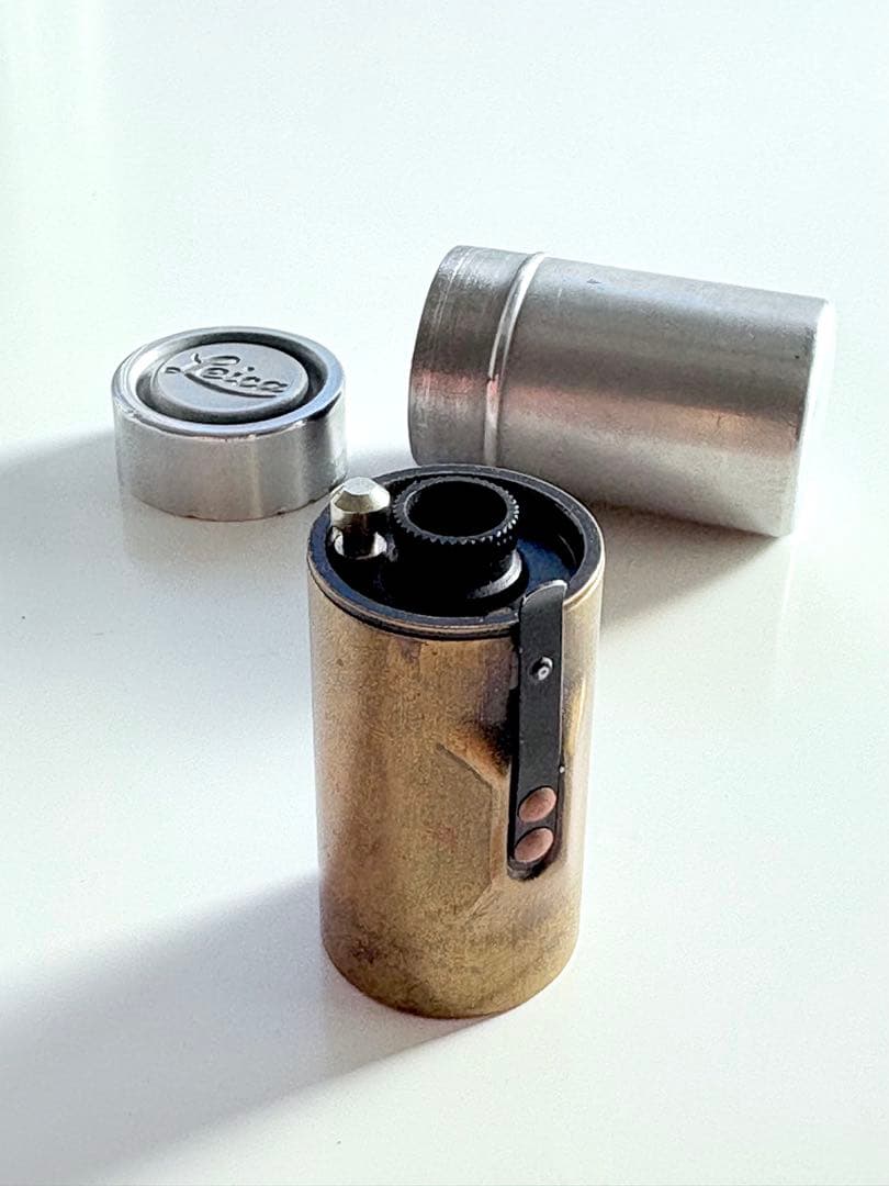 Leica film case フィルム パトローネ