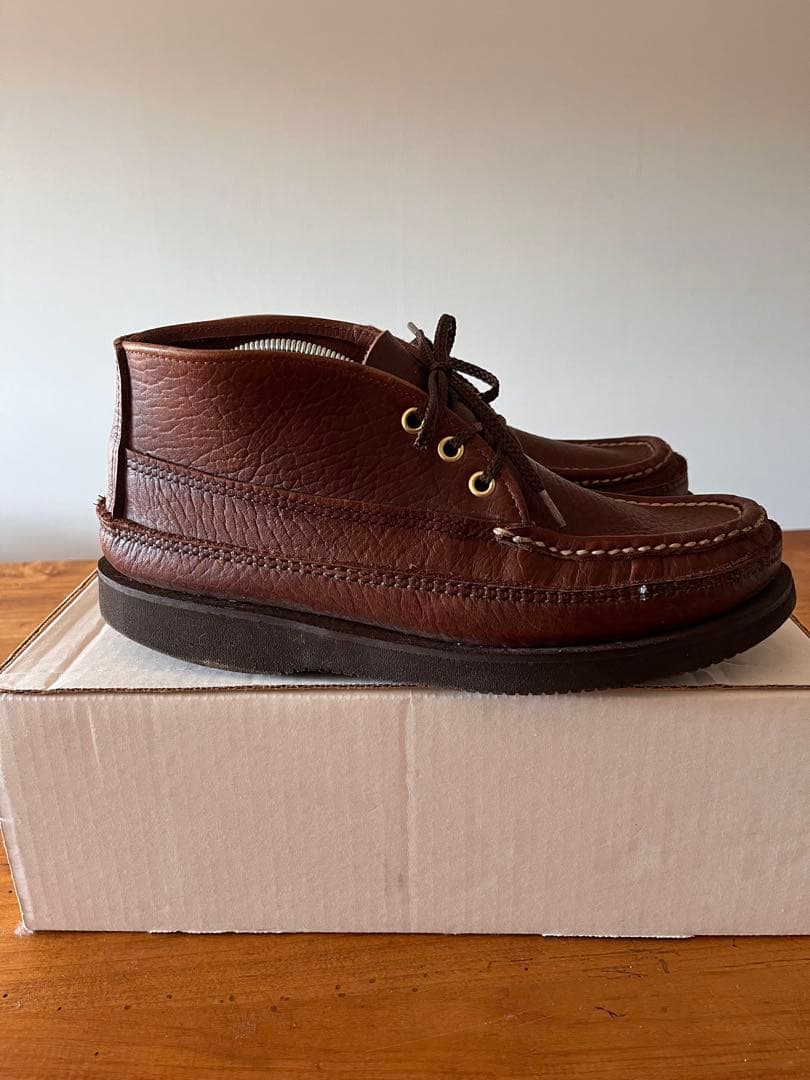 25cm 箱付 Russell Moccasin Chukka ビブラムソール