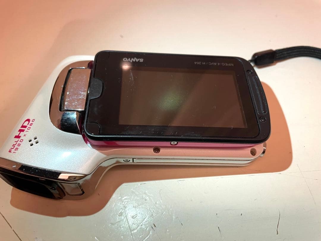 【美品】SANYO Xacti DMX-CA100 ピンク　デジタルビデオカメラ