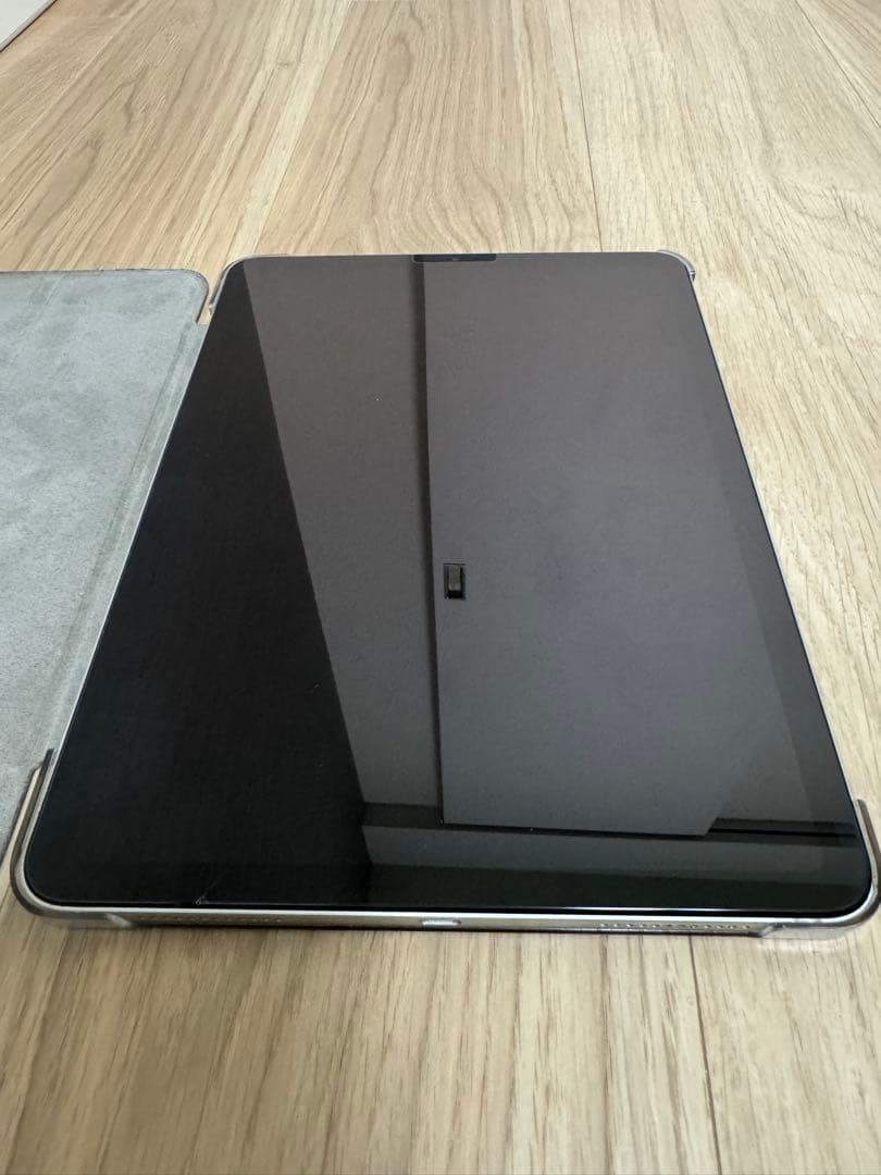 y*u様 iPad Air 4世代 wifi シルバー 本体(ジャンク品)