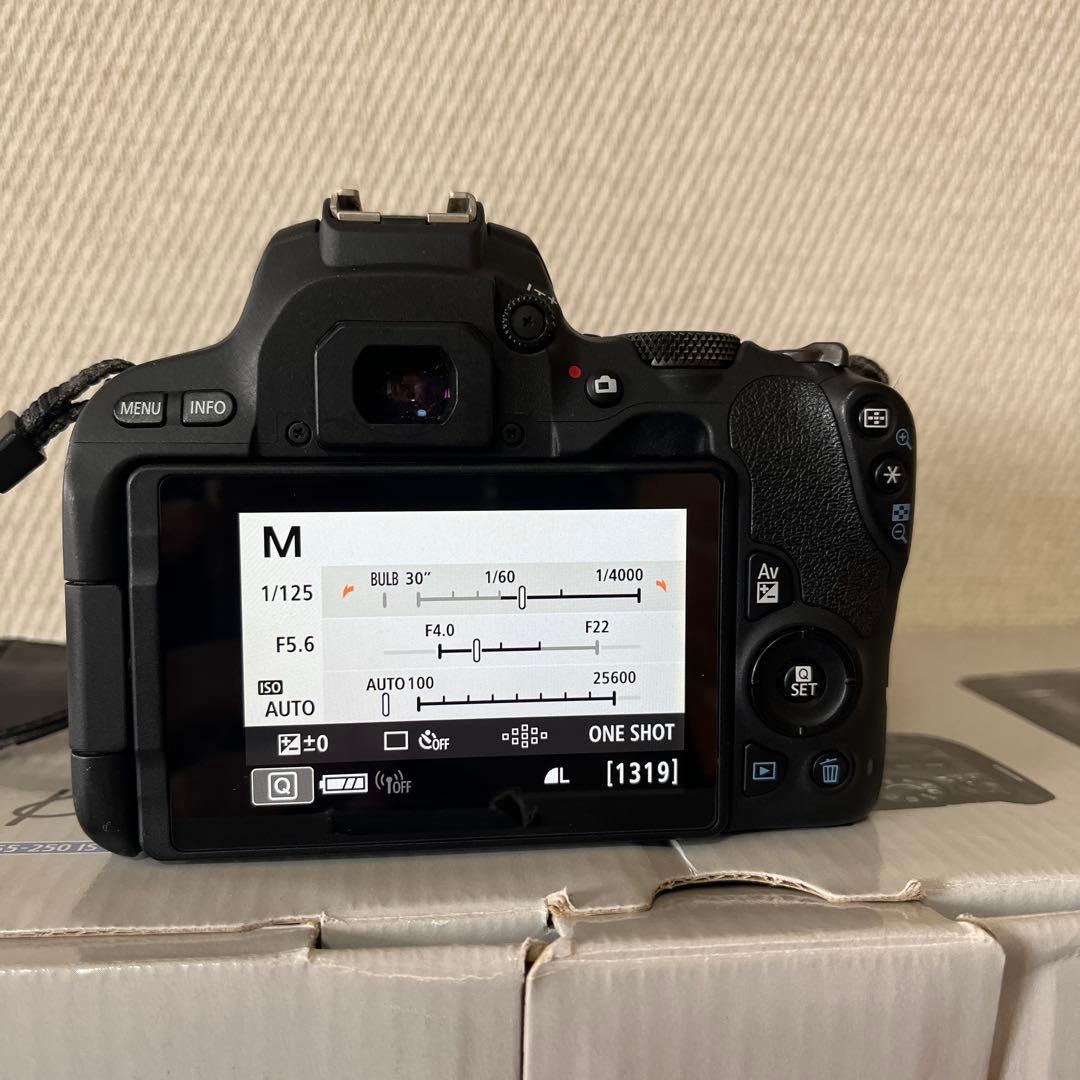 Canon EOS Kiss X9 +レンズ3本