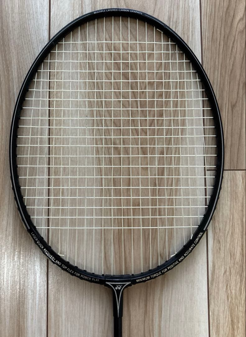 バドミントンラケット YONEX Carbonex15