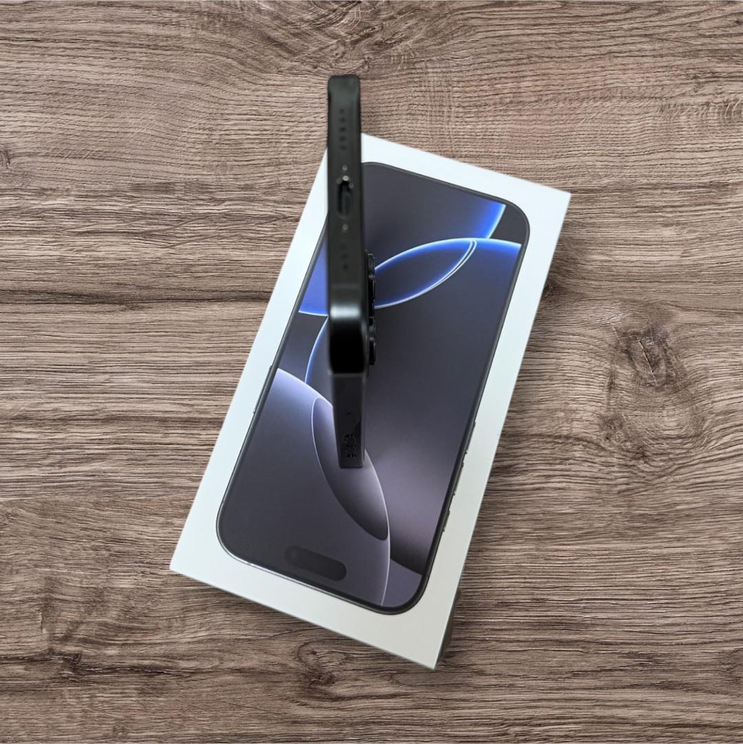 スマートフォン本体 iPhone16 Pro 512GB