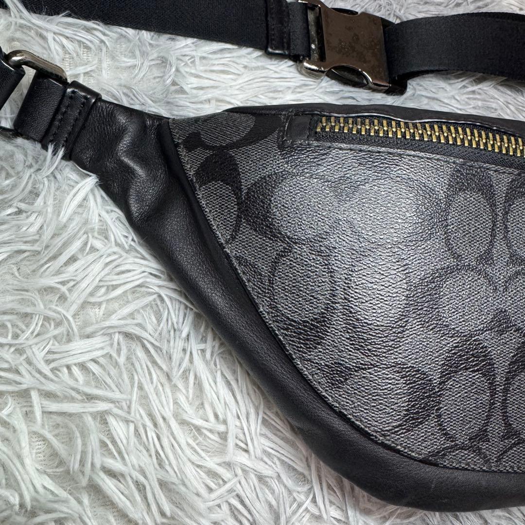 コーチ ボディバッグ ショルダーバッグ クロスボディ 斜め掛け メンズ