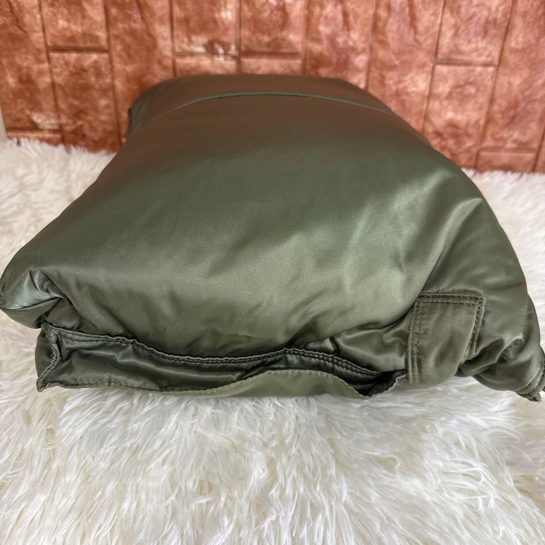 【美品】 ポーター タンカー ブリーフケース L セージグリーン 希少 廃盤品