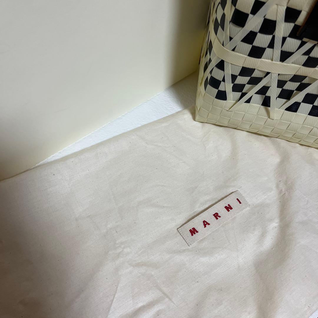 【新品・未使用】マルニマーケット　ステンシルバック　かごバック　ホワイト