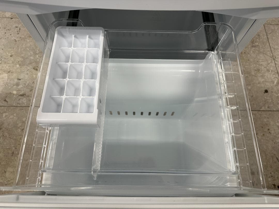 TOSHIBA　冷凍冷蔵庫　170L　GR-W17BS　2024年製