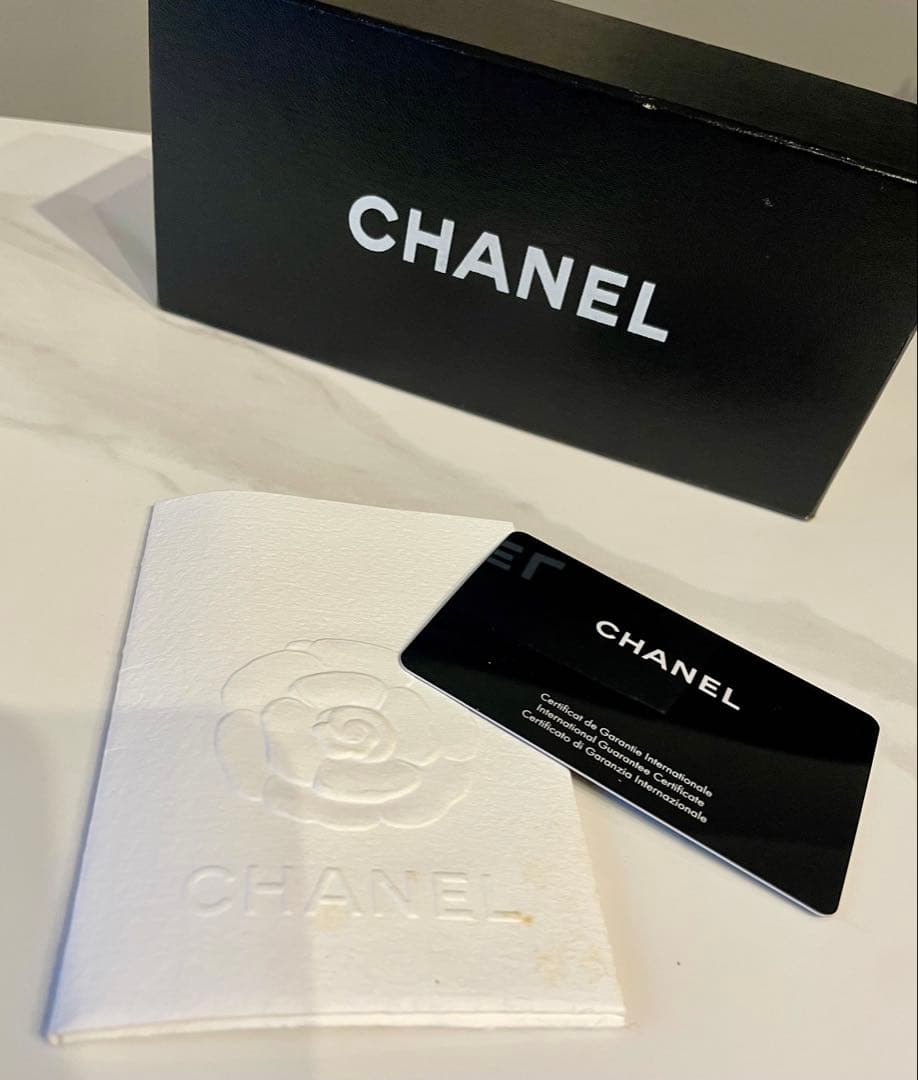 正規店購入▪️CHANELサングラス▪️一式揃い▪️モノトーン▪️ブラック ホワイト