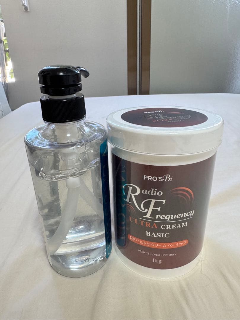 キャビテーション 痩身機器 5回使用 美品 ジェル・クリーム付き