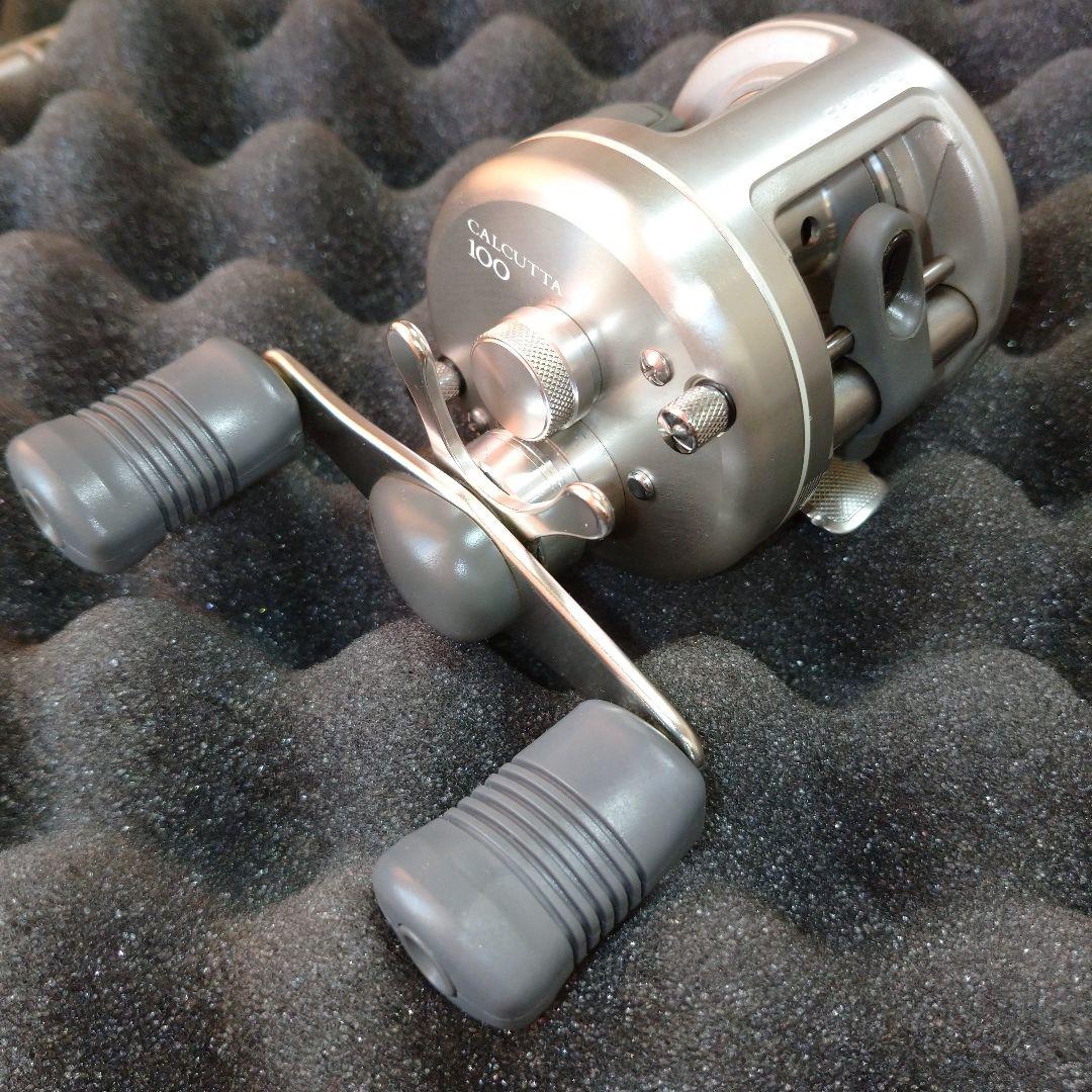 シマノ 初代カルカッタ100 新品未使用 デッドストック カルカッタ 100