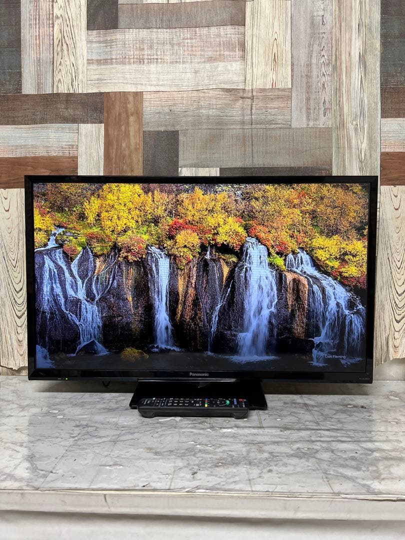 即日受渡❣️半年前購入。全国送料込パナソニック32V型液晶TV明るいくっきり画質