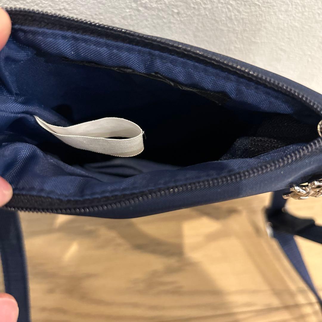 学校フェイラー　ネイビー スマホショルダーバッグ ハイジ柄