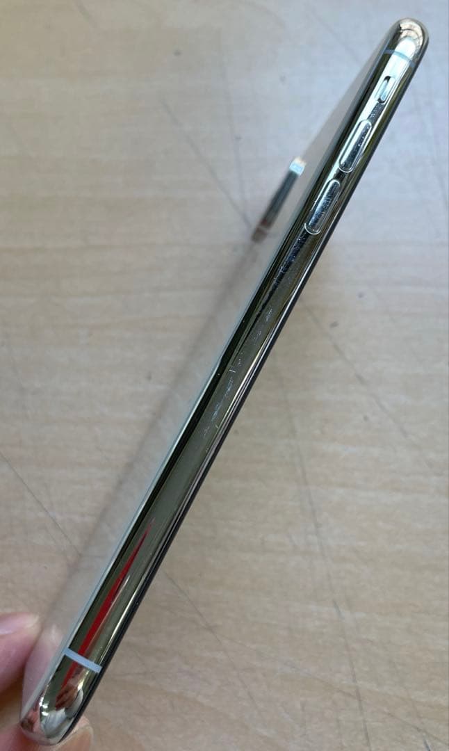 iPhone Xs シルバー　64GB A2098 美品　バッテリー84%