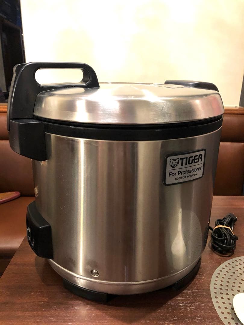 【中古】TIGER/タイガー　炊飯ジャー　業務用　2升炊き/3.6L　2016年