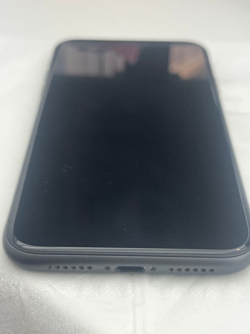 iPhone11 ブラック 128GB Apple