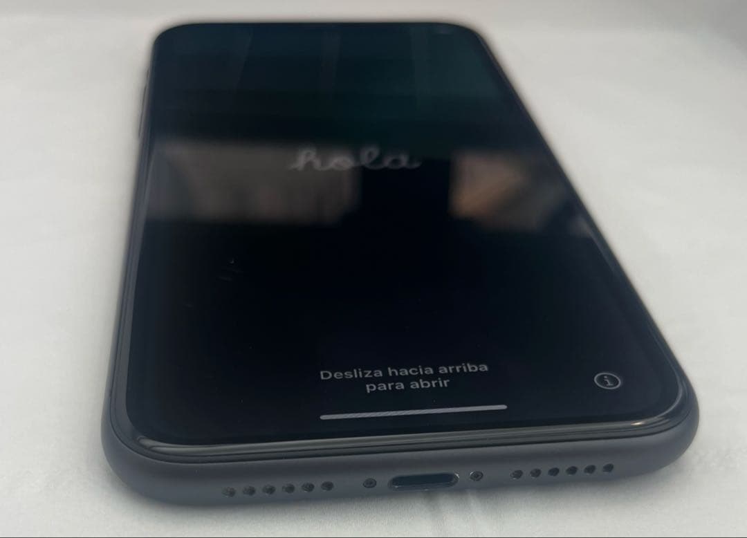 iPhone11 ブラック 128GB Apple