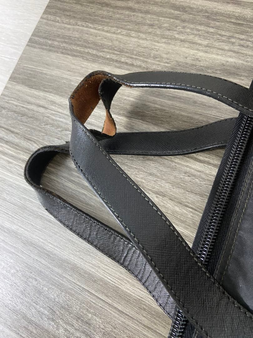 PRADA ビジネスバッグ　三角ロゴプレート　ナイロン　レザー　ブラック