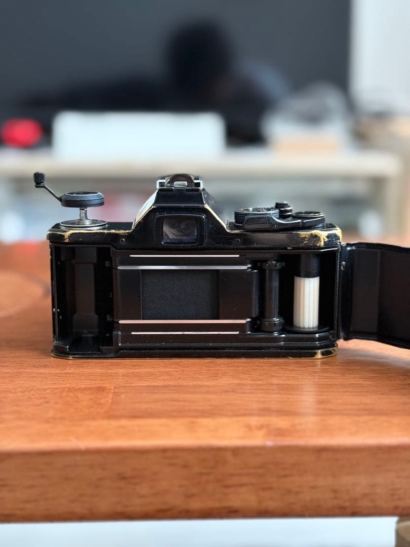 PENTAX MX SMC PENTAX-M 50mm f/1.4レンズ付き。