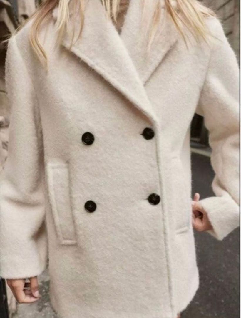 お値下げ！ZARA ブークレダブルブレストミディ丈コート