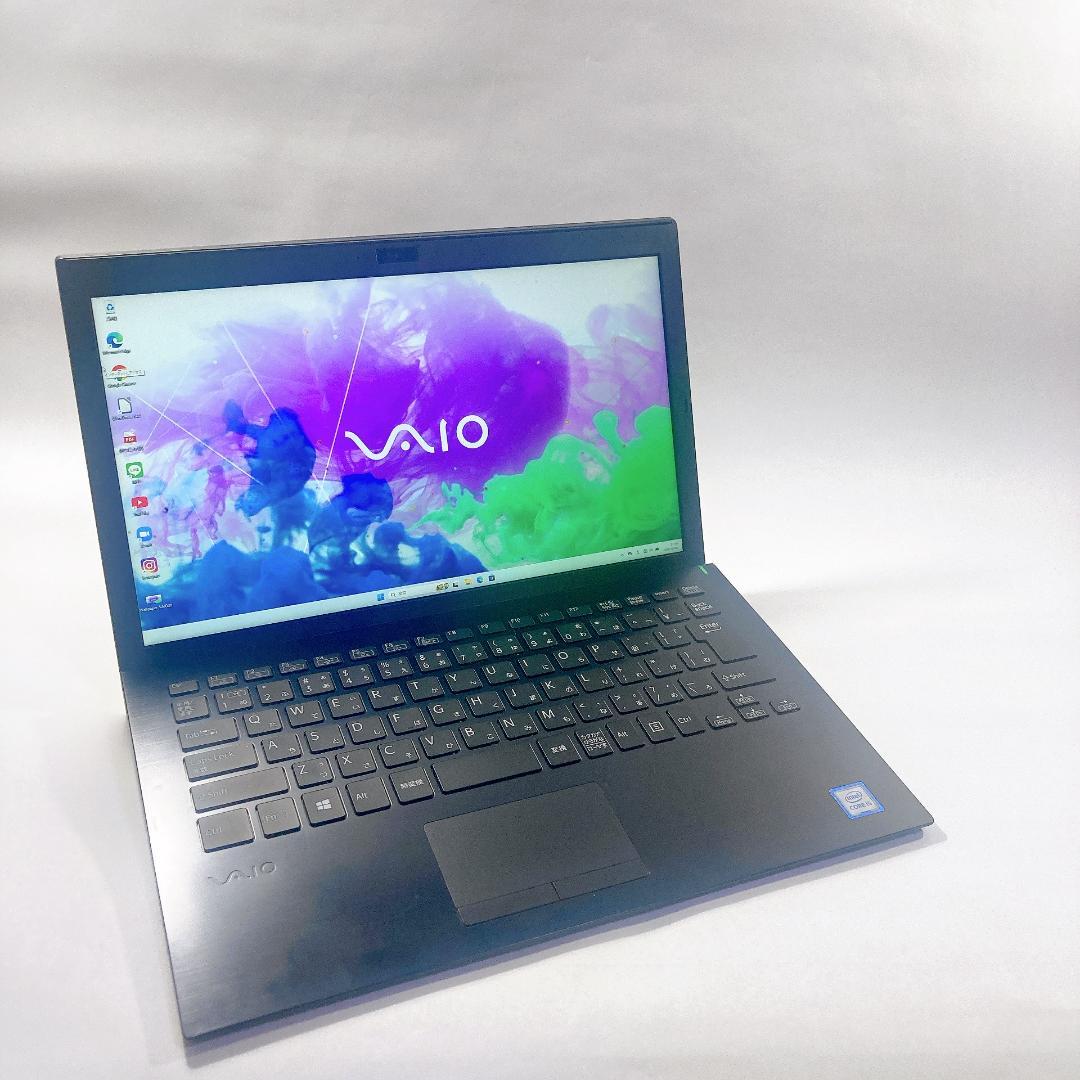 w67✨第8世代 /i5/Office付/薄型軽量/爆速SSD/8GB✨すノート